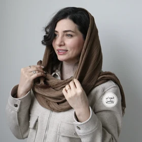 شال حصیری راه راه مدل بابونه (قهوه ای روشن)