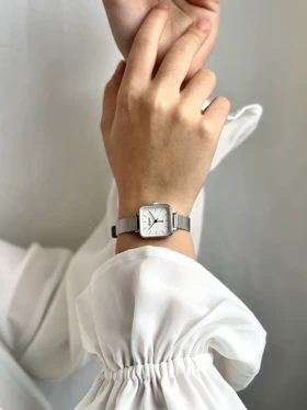 ساعت بند حصیری