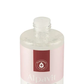 محلول پاک کننده و روشن کننده پوست آلپاویت 250 میل