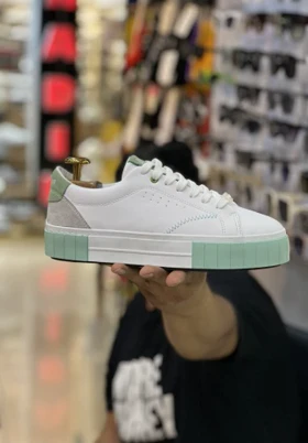 کتانی pull&bear