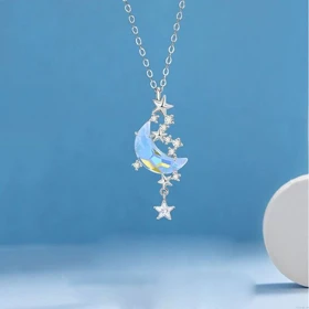 ماه کریستالی