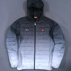کاپشن لایت اورجینال برند معتبر و مشهور ellesse ایتالیا 🇮🇹