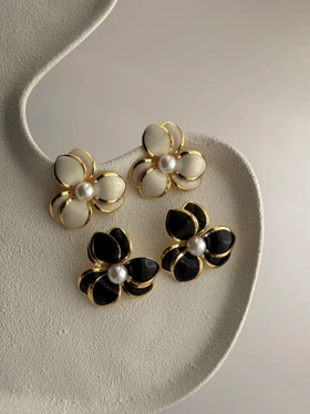 گوشواره گل دو لایه