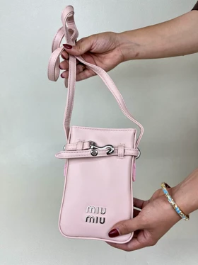 کیف زنانه پاسپورتی میو میو رو سگک MIU MIU کد 1651 (صورتی)