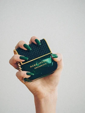 عطر مارک جاکوبز دکادنس Marc Jacobs Decadence
