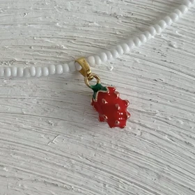 گردنبند چوکر منجوقی رنگ ثابت با تمشک سه بعدی (با منجوق سفید)