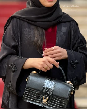 مانتو عبایی