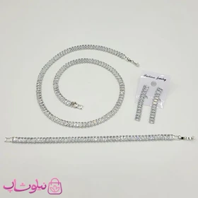 سرویس زنانه تنیسی مدل نقره ای با نگینهای سفید باگتی کد 530