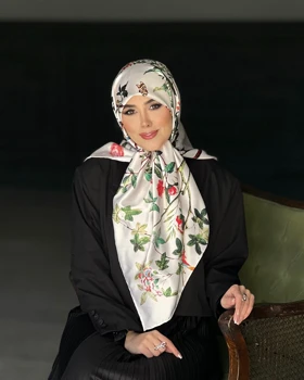 روسری دست دوز ساتن ابریشم