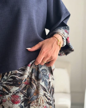 شومیز گل‌دار