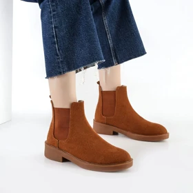 بوت و نیم بوت زنانه و دخترانه مدل چلسی دو بر کش رنگ آجری کد M607