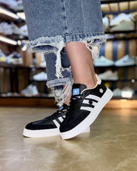 کتانی زنانه ونس سامبا بابونه