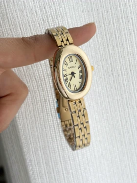 ساعت نایدو زنانه صفحه بیضی کپل