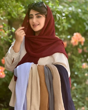 شال پلیسه دامنی شد