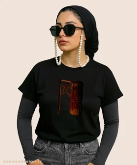 کراپ زنانه نوستالژی طرح بالا رفتن از چارچوب در