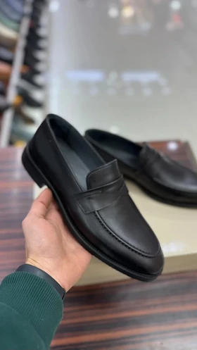 کفش چرم