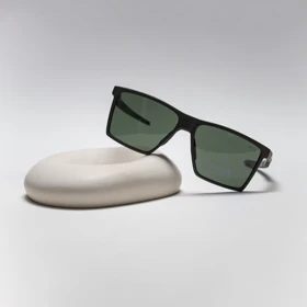 عینک آفتابی اوکلی (Oakley) مدل p1006