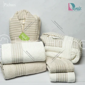 حوله ست دو نفره طرح پیچازی رنگ شیری و کرم