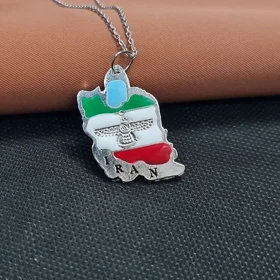 گردنبند مدل ایران و فروهر نقره ای