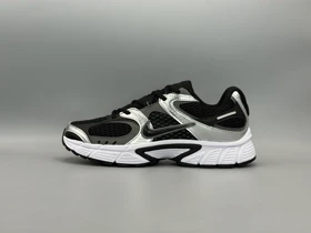 کتانی نایکی وی5کی رانر مشکی سیلور/Nike V5K