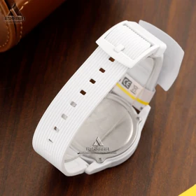 ساعت سفید کیو اند کیو Q&Q VS12J006Y