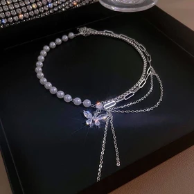گردنبند پینترستی پروانه