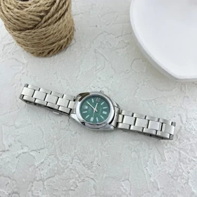 ساعت مچی زنانه با طرح رولکس، ظرافت در دستان شما