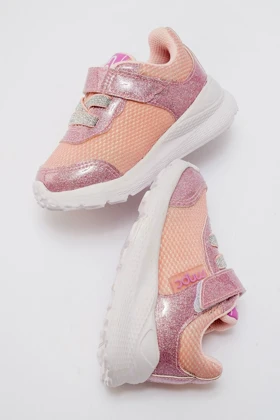 کفش پیاده روی بچگانه mnpc mnpc