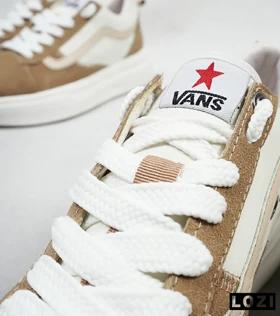 کفش اسنیکرزمردانه قهوه ای شیری ونس VANS