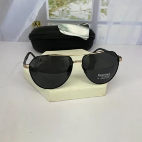 عینک آفتابی پورش دیزاین کد 1097 (فریم طلایی مشکی)