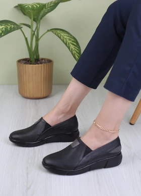 کفش پرسنلی زنانه امگا