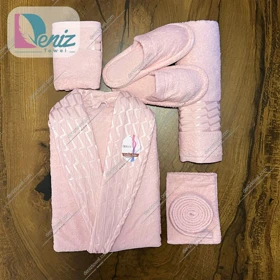 حوله ست یک نفره 6 تیکه طرح آرام رنگ صورتی روشن