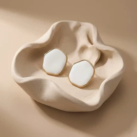 گوشواره میخی مدل هندسه