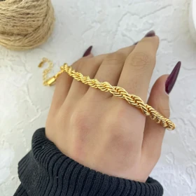 نیم‌ست زنانه مدل آئورلیا طرح طلا بافت طنابی (گردنبند، دستبند و گوشواره آویز)