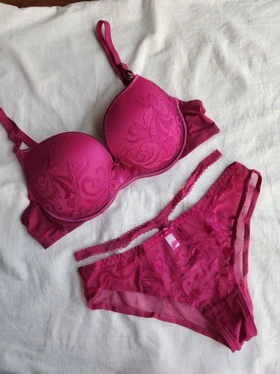 ست شورت و سوتین جکدار فنردار اروپایی کد: 1361