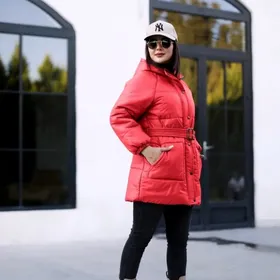 کاپشن زنانه پارچه مموری داخل پشم شیشه 300 گرم کمربند دار کد1465