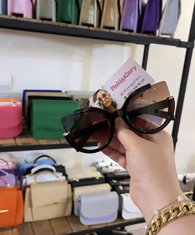 مارک جاکوبس گربه ای marc jacobs