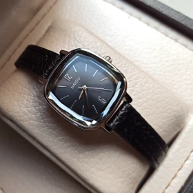 ساعت مچی زنانه نایدو بند چرمی مشکی دور تراش