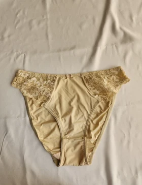 شورت ساتن کش و دانتل ترک کد: 2055