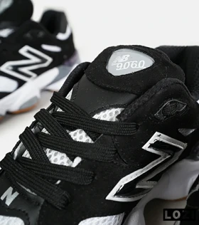کفش کتانی مردانه و زنانه مشکی سفید طوسی NEW BALANCE 9060