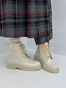 نیم بوت MARTENS