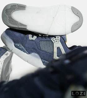 کتانی ساق‌دار زنانه و مردانه آبی سیر Nike air jordan 4