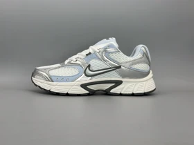 کتانی نایکی وی5 کی رانر سفید سیلور آبی /Nike v5k