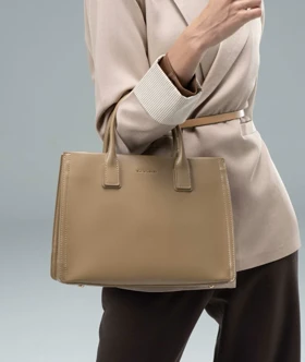 کیف دستی زنانه چرم مصنوعی دسته دار دیوید جونز DAVIDJONES (شتری)