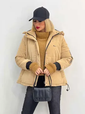 کاپشن سیلیکونی Nike