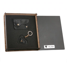 ست هدیه چرم یلسان مدل دیلا کد 132-DLN-MRV