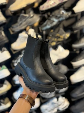 نیم بوت زنانه کش دار طرح برشکا