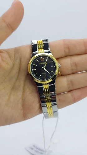 ساعت مچی زنانه فیوو Feiwo با طراحی مینیمال و موتور کوارتز