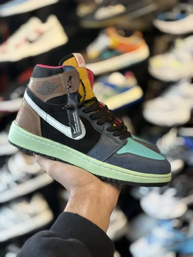 کتانی جردن ساق‌دار هفت رنگ