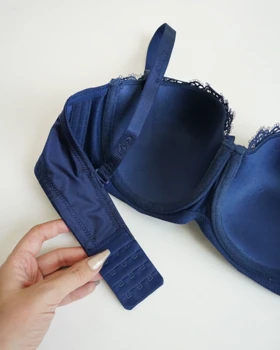 سوتین اسفنجی فنردار سرمه ای کد 105459 کاپ C